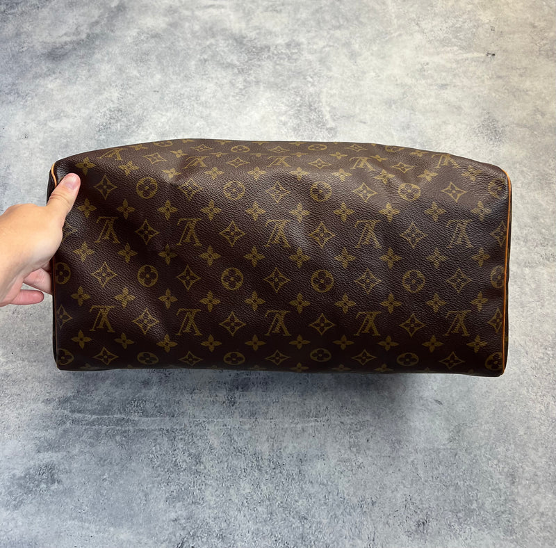 Louis Vuitton vintage speedy 40