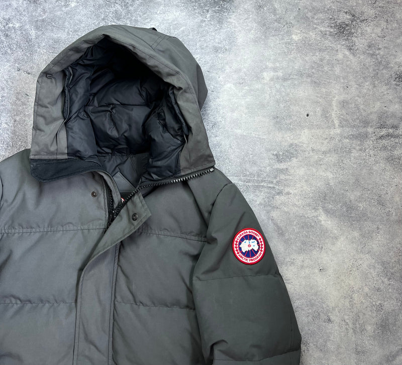 Canada goose graphite grey MacMillan parka