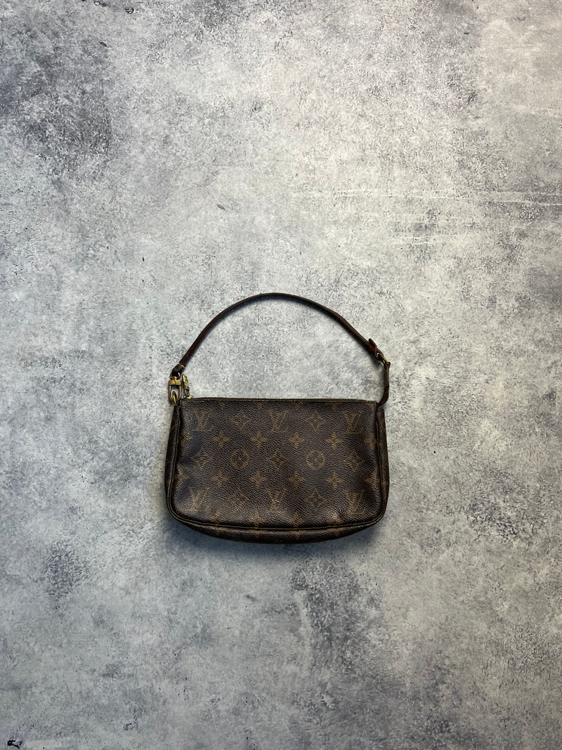 Louis Vuitton vintage pochette