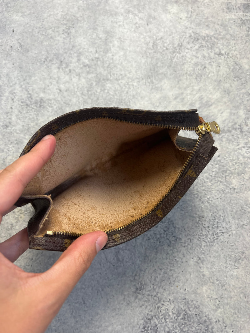 Louis Vuitton vintage monogram canvas pouch