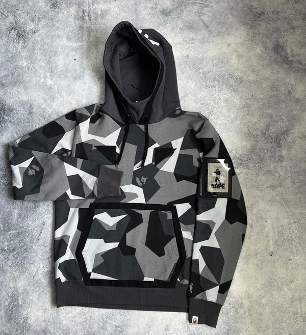 Bape FW18 splinter camo wide pullover hoodie