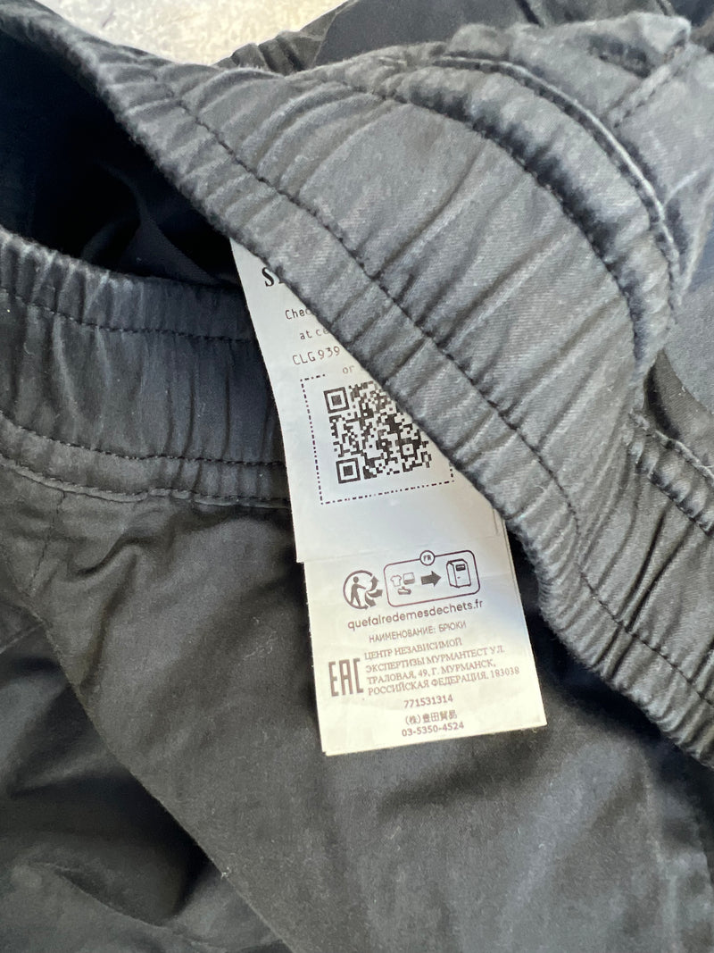Stone island 2022 black cuffed cargo trousers