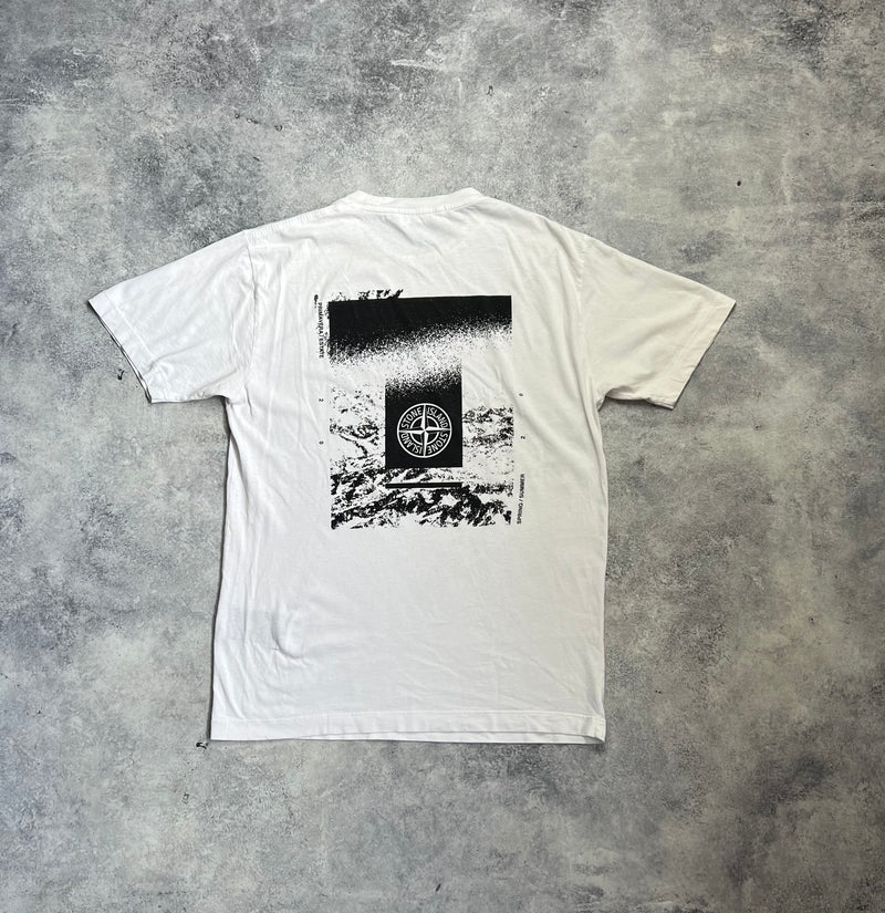 Stone island black & white graphic tee