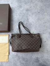 Louis Vuitton Damier neverfull PM canvas handbag