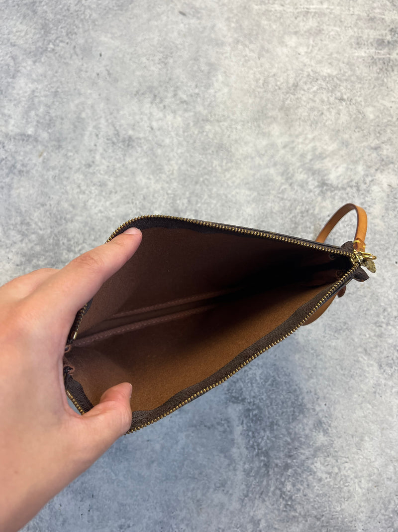 Louis Vuitton vintage pochette