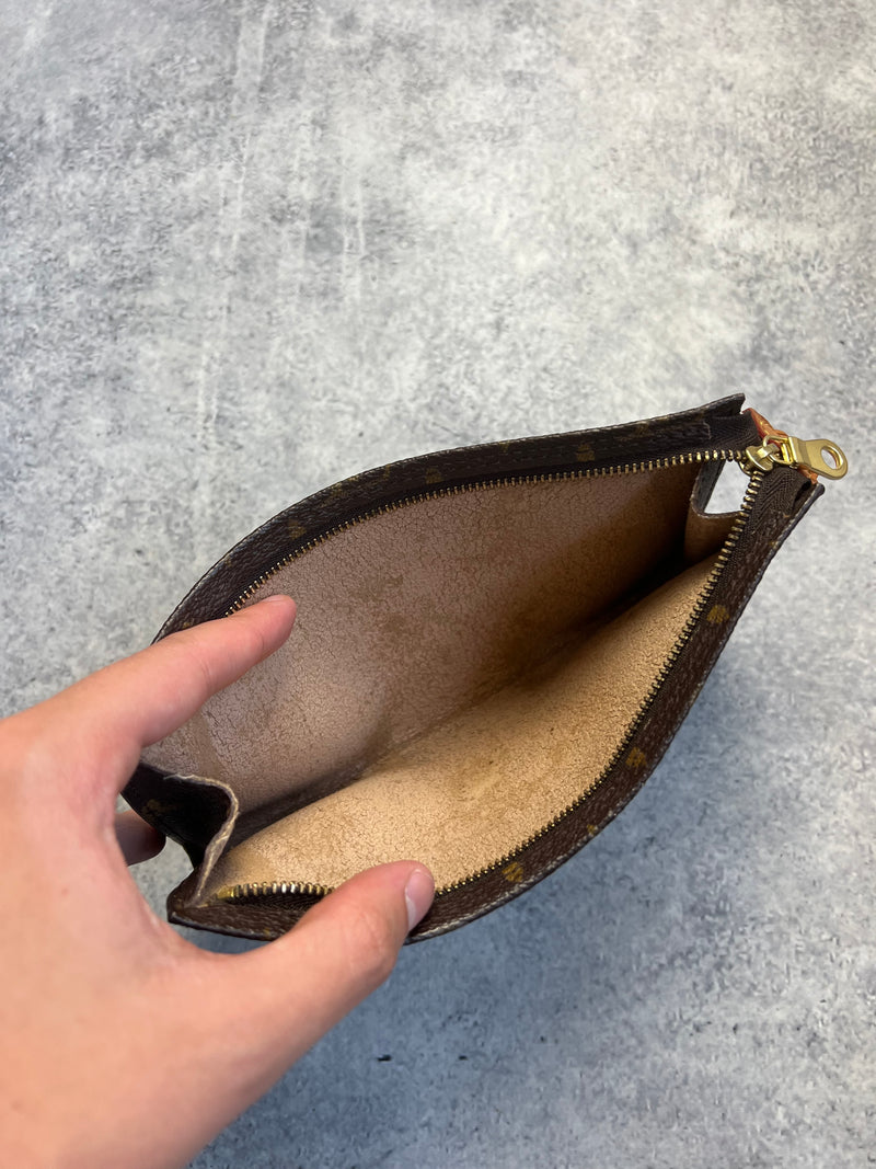 Louis Vuitton vintage monogram canvas pouch