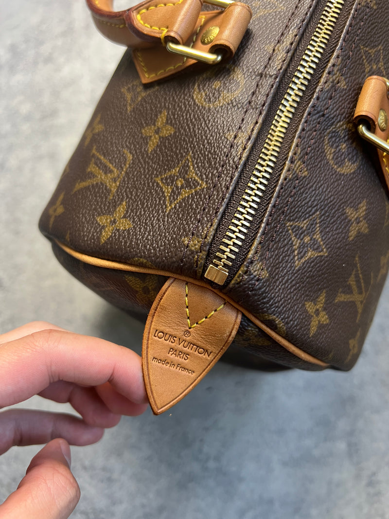 Louis Vuitton vintage speedy 30