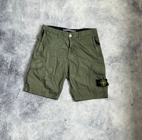 Stone island 2020 khaki cargo shorts