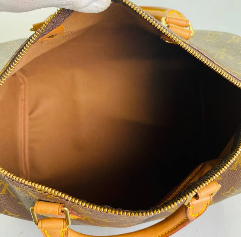 Louis Vuitton vintage speedy 30