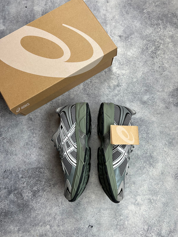 ASICS gel-1130 folder exclusive wild dove white trainers