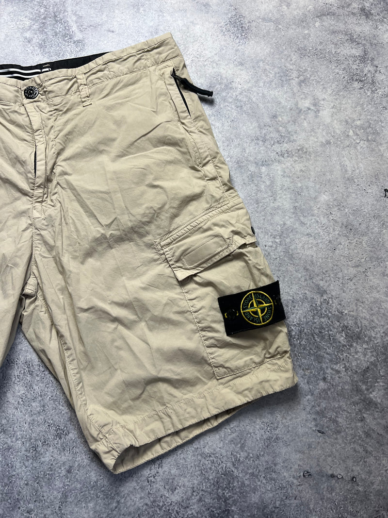 Stone island 2021 sand cargo shorts
