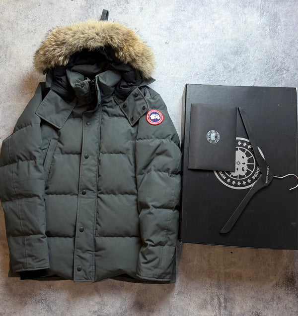 Canada goose grey graphite Wyndham parka
