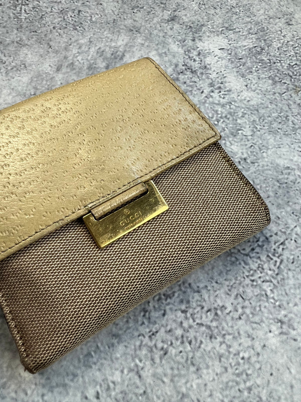 Gucci vintage cream wallet