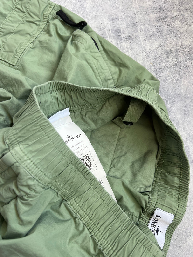 Stone island sage green cuffed cargo trousers