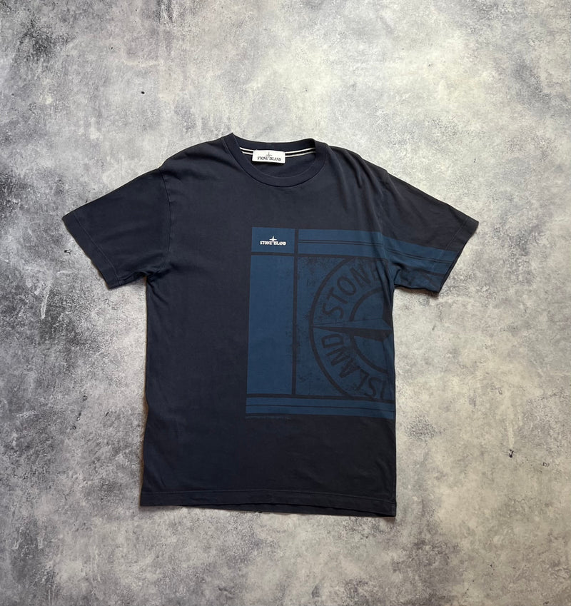 Stone island navy graphic tee