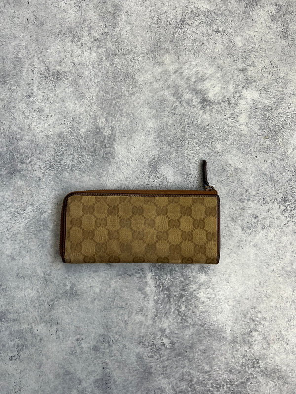 Gucci vintage GG long purse