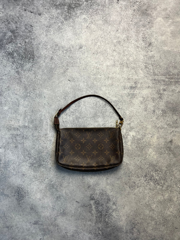 Louis Vuitton vintage pochette