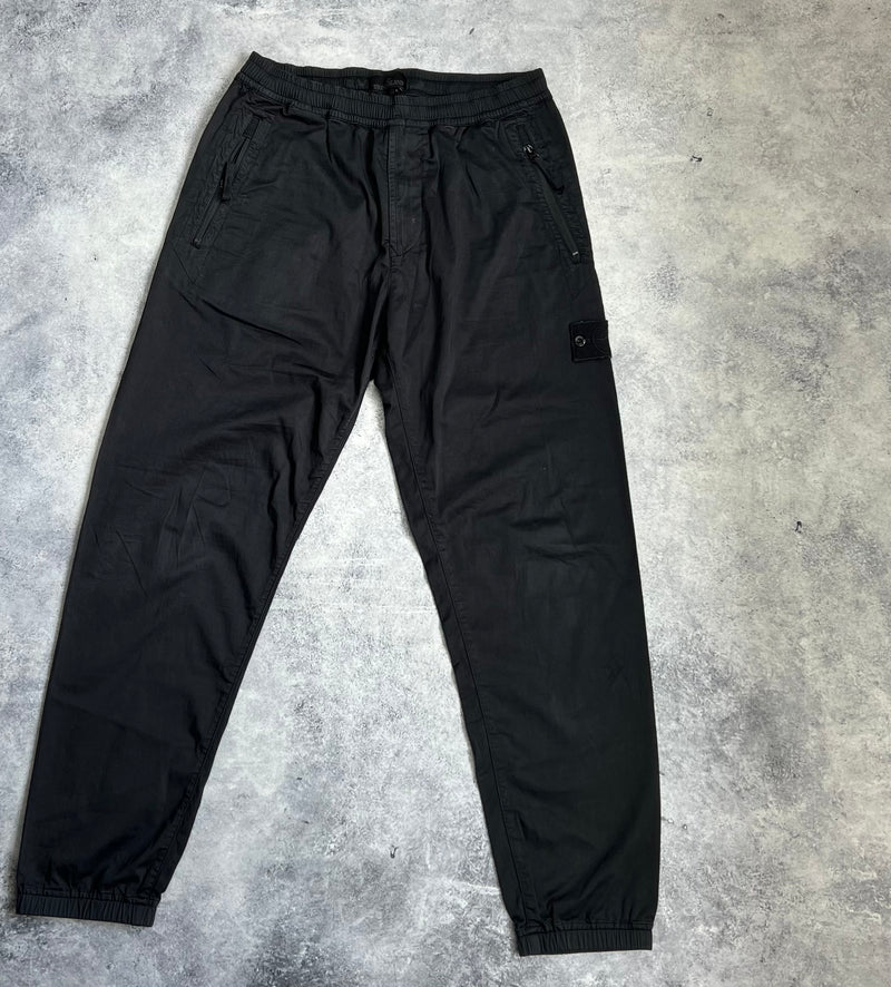Stone island 2021 black ghost cargo trousers