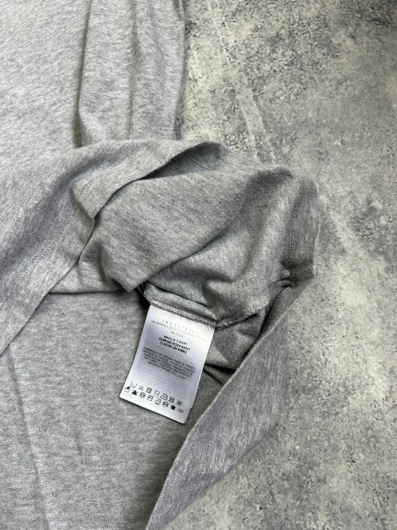 Moncler big logo grey tee