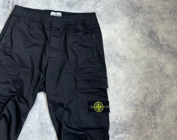 Stone island 2022 black cuffed cargo trousers