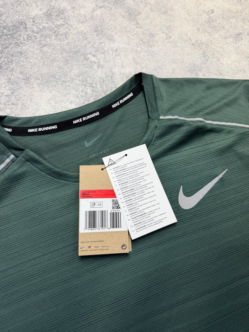 Nike miler dark green tee