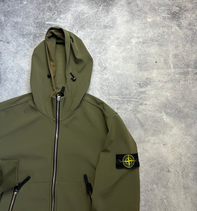Stone island 2021 khaki light soft shell-r jacket