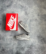 Nike P-6000 light iron ore trainers