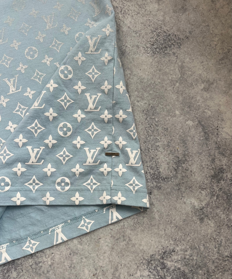 Louis Vuitton baby blue gradient tee