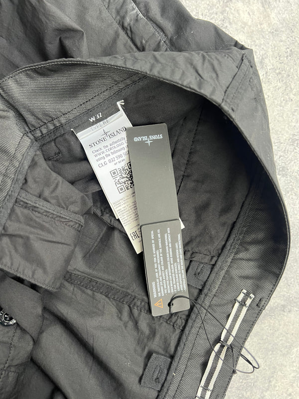 Stone island 2020 black cargo shorts