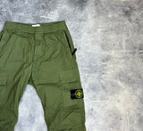 Stone island 2022 khaki green cuffed cargo trousers