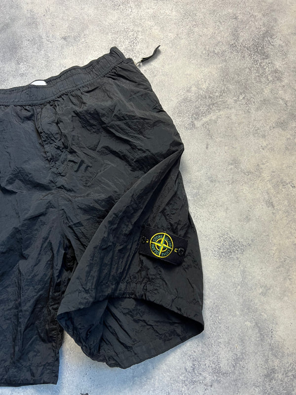 Stone island 2023 black nylon cargo shorts