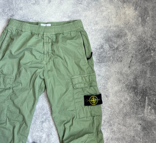 Stone island sage green cuffed cargo trousers