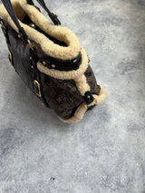 Louis Vuitton limited edition shearling thunder handbag