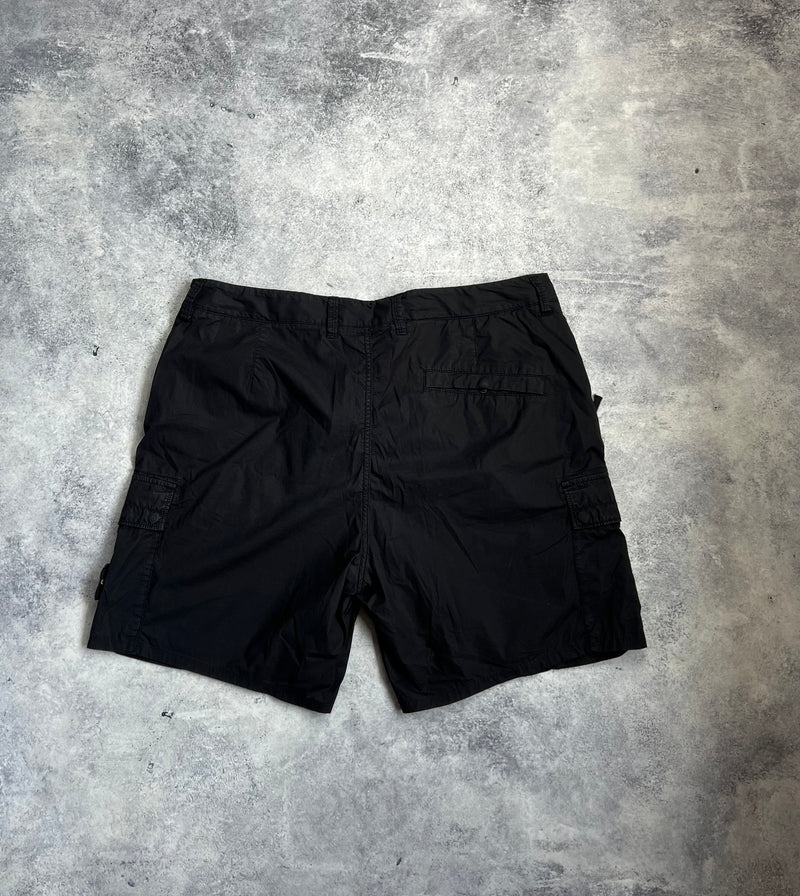 Stone island 2024 black cargo shorts