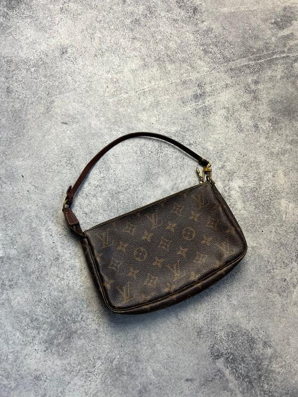 Louis Vuitton vintage pochette