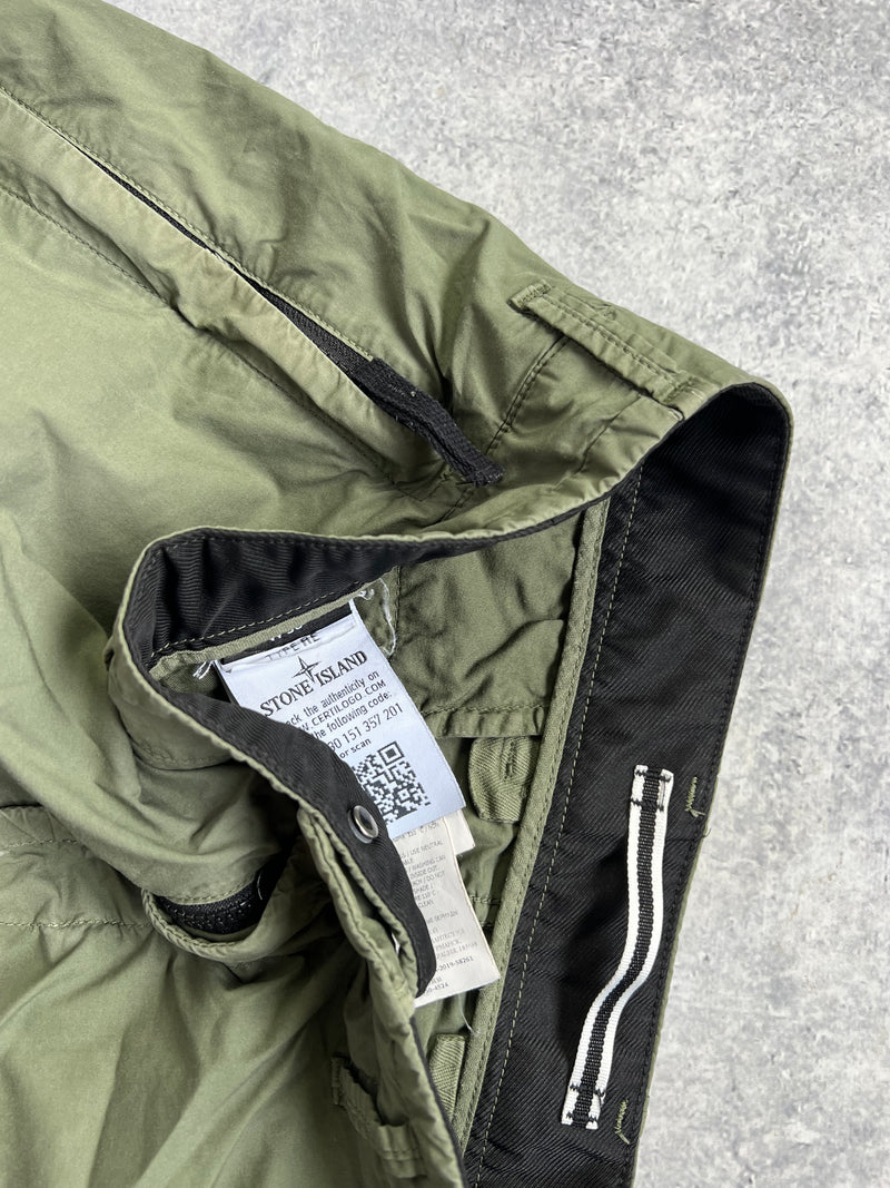 Stone island 2020 khaki cargo shorts