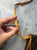 Louis Vuitton vintage pochette twin PM