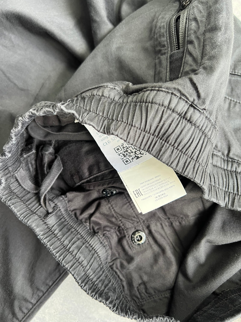 Stone island 2021 black ghost cargo trousers