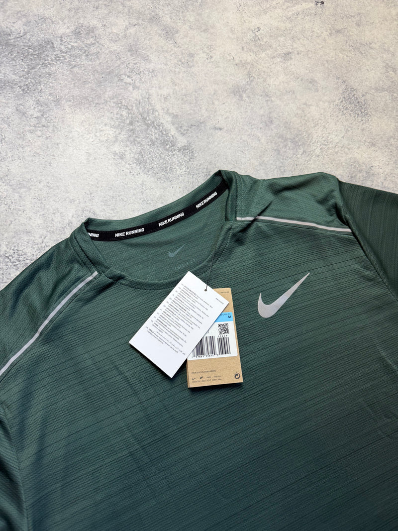 Nike miler dark green tee