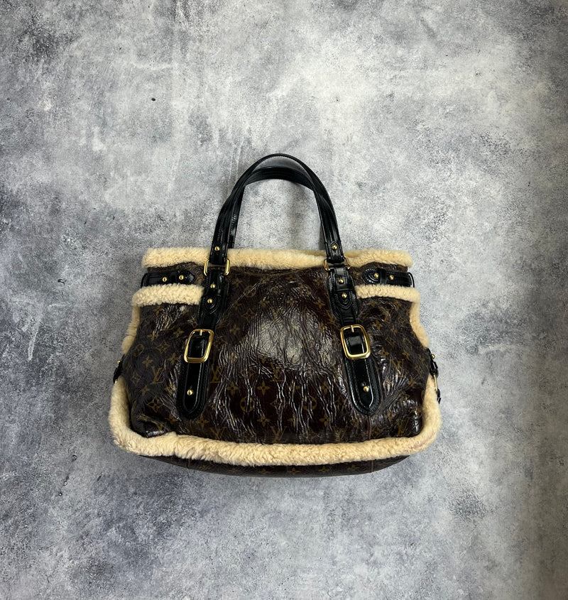 Louis Vuitton limited edition shearling thunder handbag