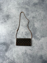 Louis Vuitton vintage pochette twin GM