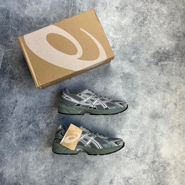 ASICS gel-1130 folder exclusive wild dove white trainers