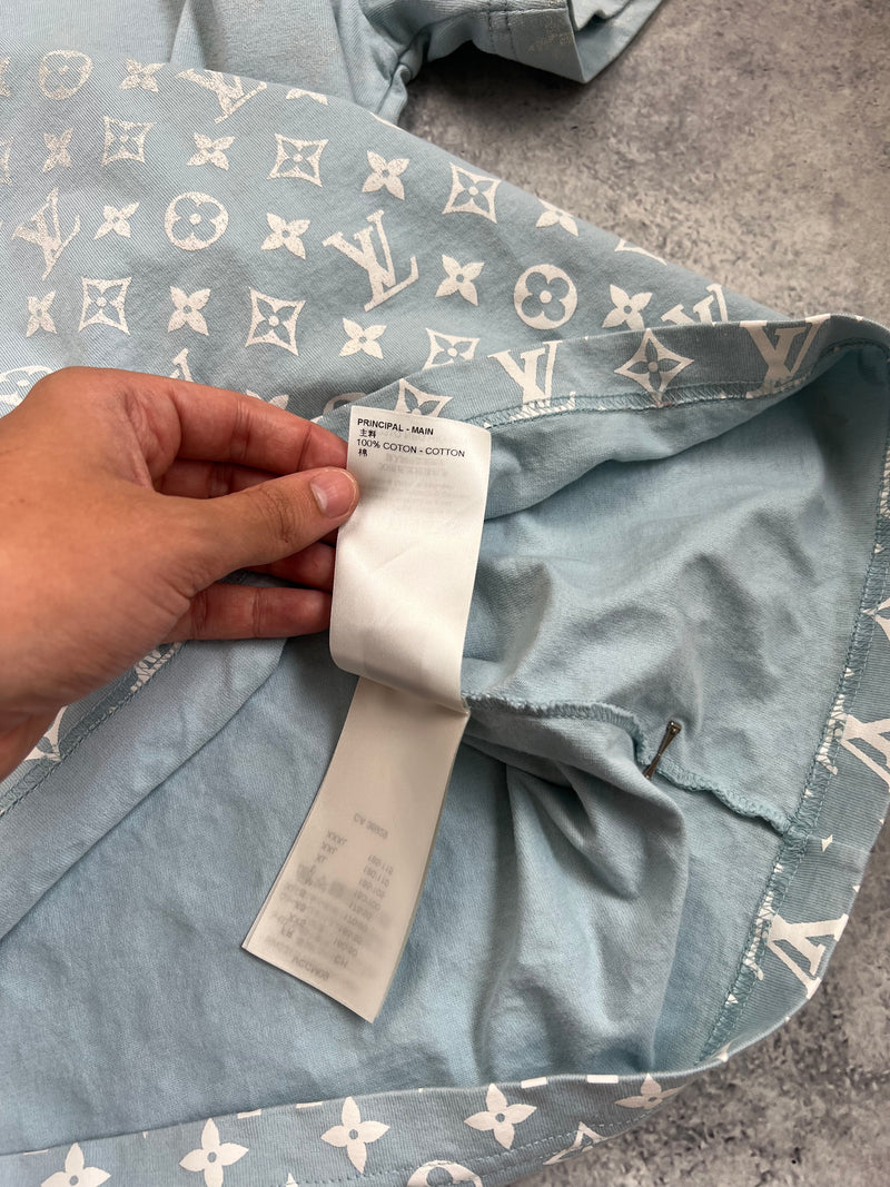 Louis Vuitton baby blue gradient tee