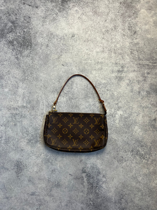 Louis Vuitton vintage pochette