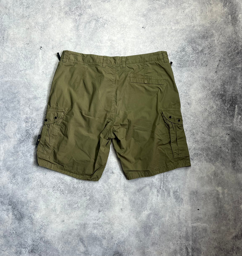 Stone island 2021 khaki green cargo shorts