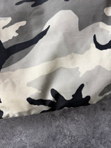 Canada Goose Maitland Parka in Grau-Camouflage mit Black Label