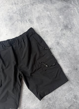 Yelir world black cargo shorts